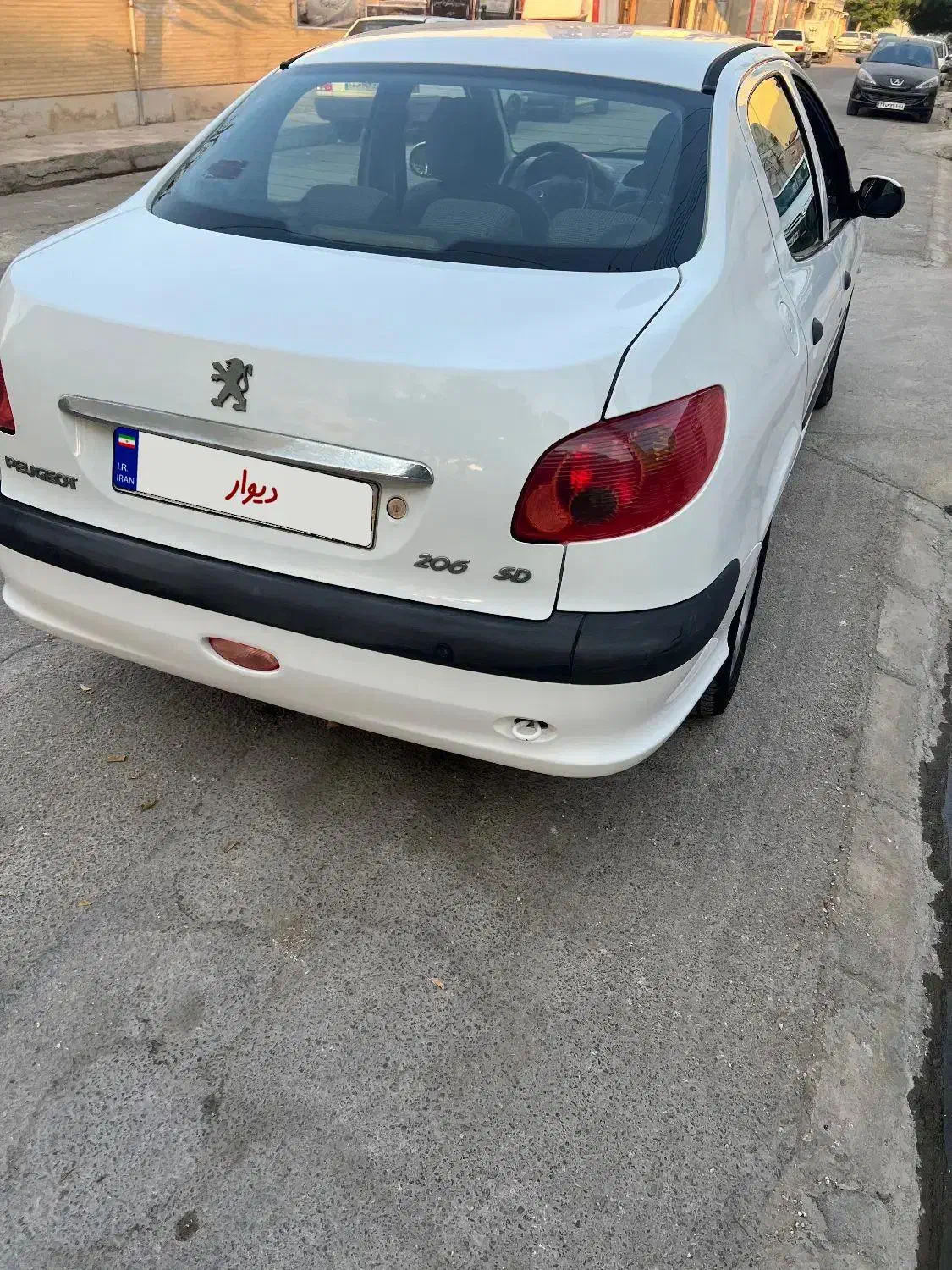 پژو ۲۰۶ Sd-tu5 سفید مدل ۱۳۹۴|خودرو سواری و وانت|بوشهر, |دیوار