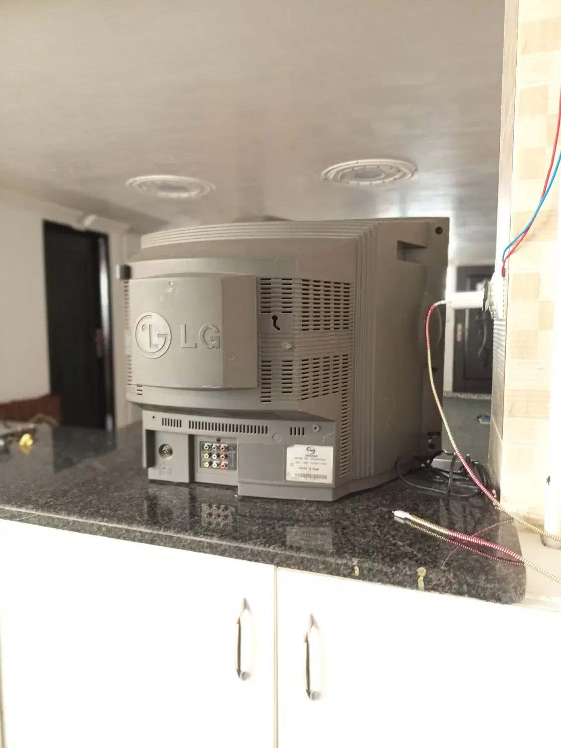 تللویزیون قدیمی LG|تلویزیون و پروژکتور|سردشت, |دیوار