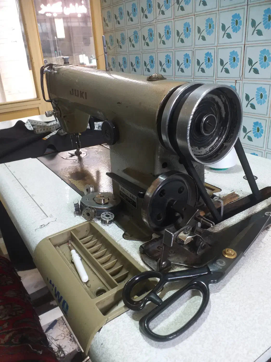 چرخ خیاطی جوکی ژاپنی|چرخ خیاطی و ریسندگی|پاوه, |دیوار