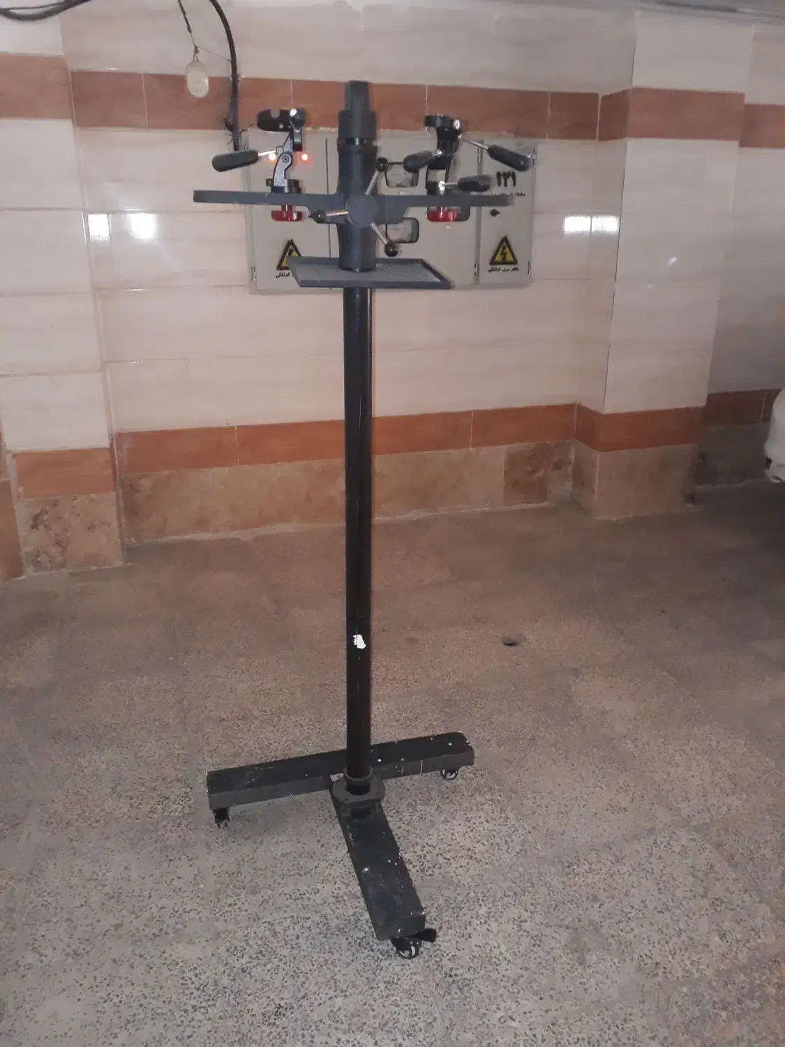 سه پایه عکاسی آتلیه ای|دوربین عکاسی و فیلمبرداری|الوند, |دیوار