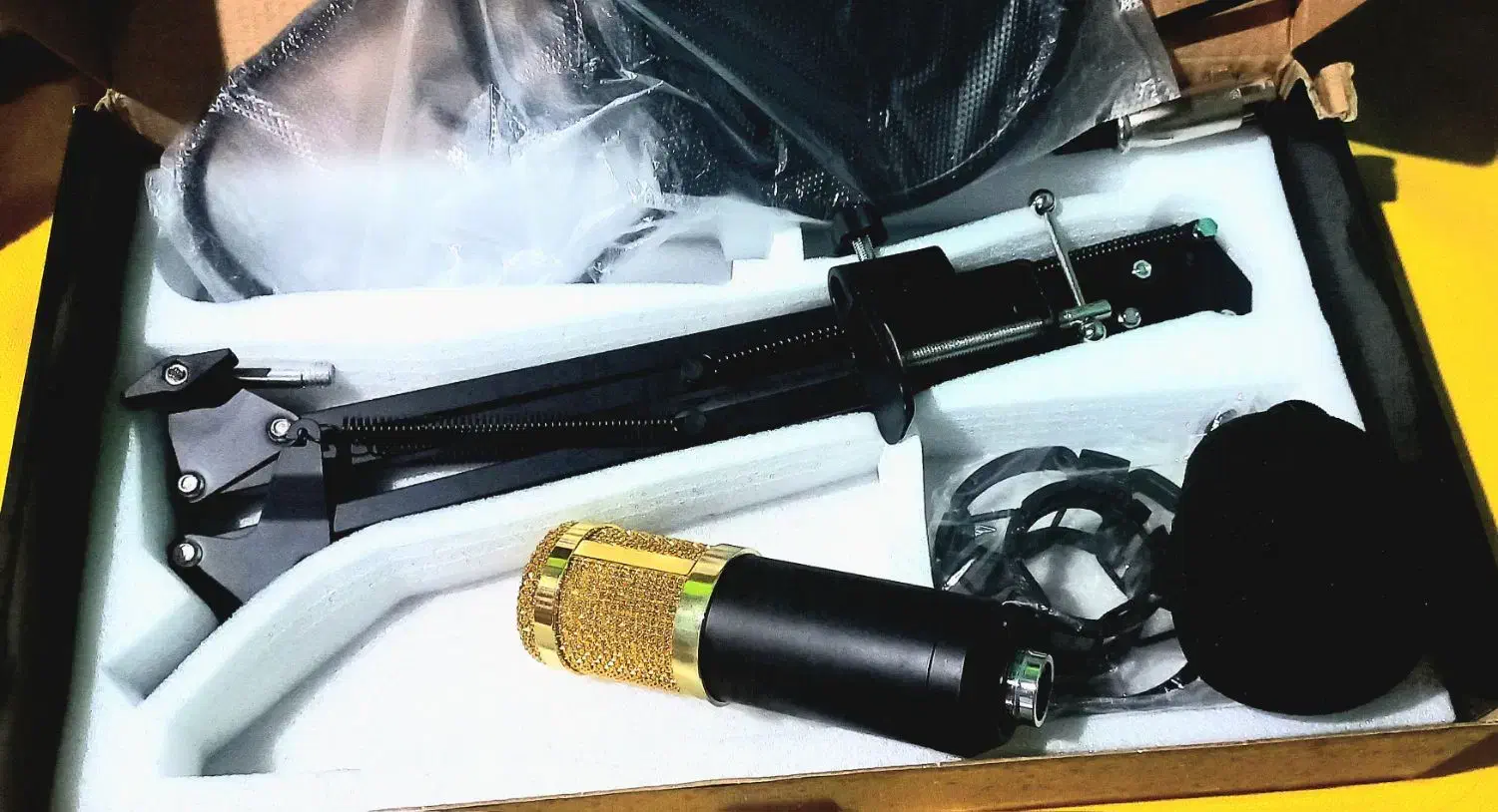 میدی کنترلر، میکروفون، کارت صدا، کیس|آلات موسیقی|آمل, |دیوار