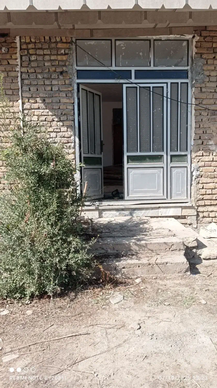 در پنجره|مبلمان خانگی و میز عسلی|گنبد کاووس, |دیوار