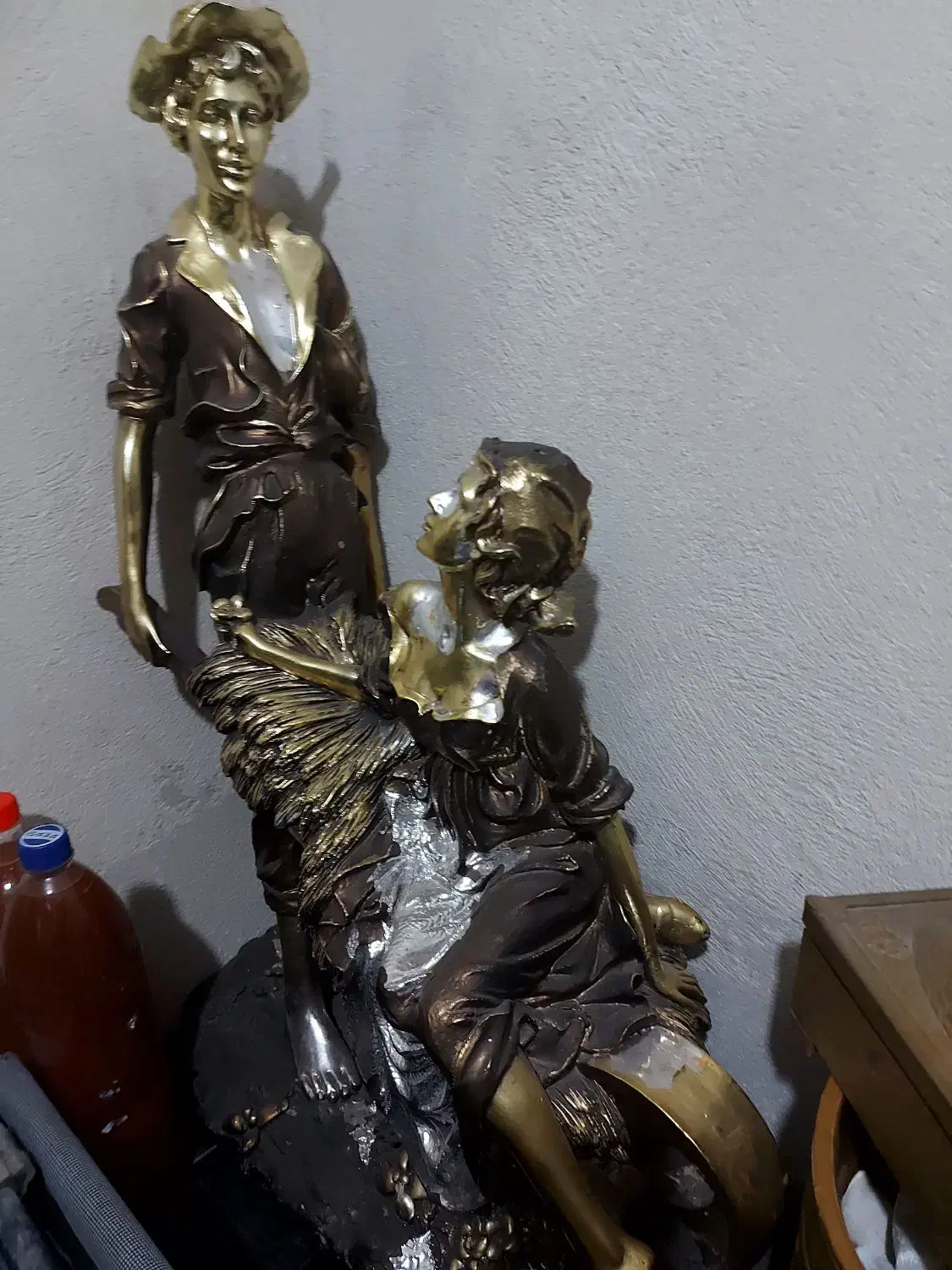 مجسمه رزین خانم و اقا|مجسمه، تندیس، ماکت|تهران, افسریه شمالی|دیوار