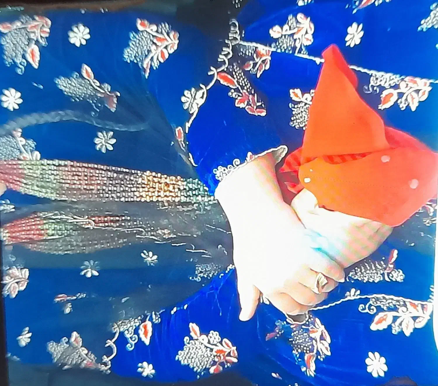 لباس مخمل|لباس|دهدشت, |دیوار