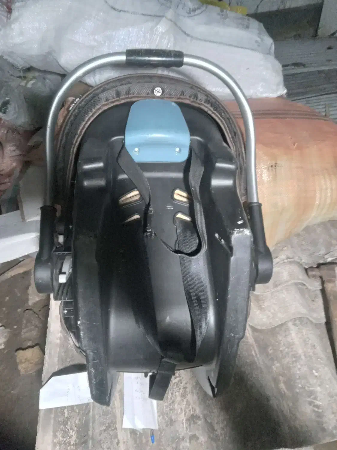 صندلی کودک ماشین Tino|تخت و صندلی بچه|لاهیجان, لیالستان|دیوار