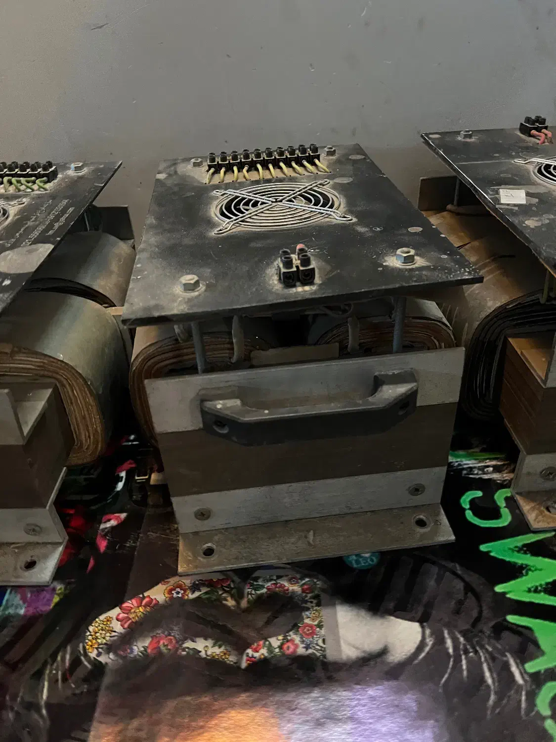 ترانس و لامپ یووی|فروشگاه و مغازه|قم, خداکرم|دیوار