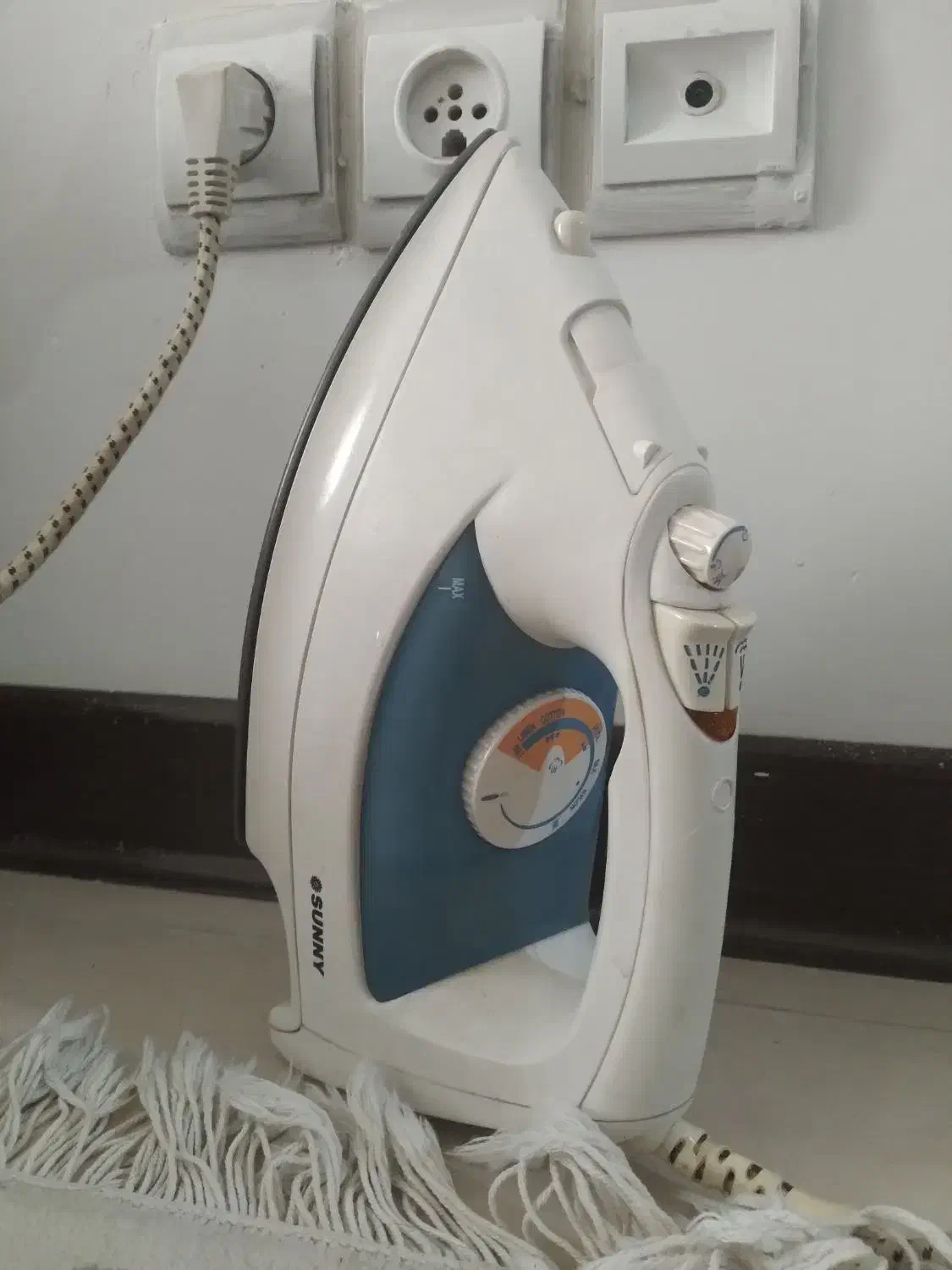 اتو دستی مارک سانی|اتو و لوازم اتو|یزد, |دیوار