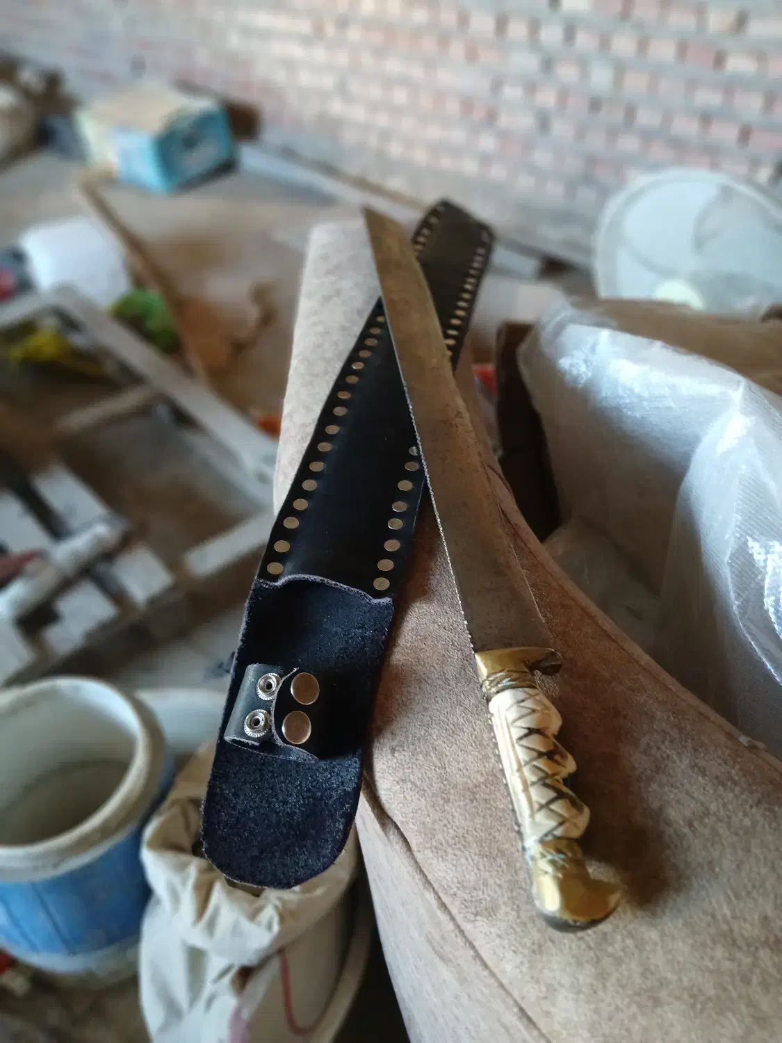 چاقو ترکمنی|کلکسیون اشیاء عتیقه|گنبد کاووس, |دیوار