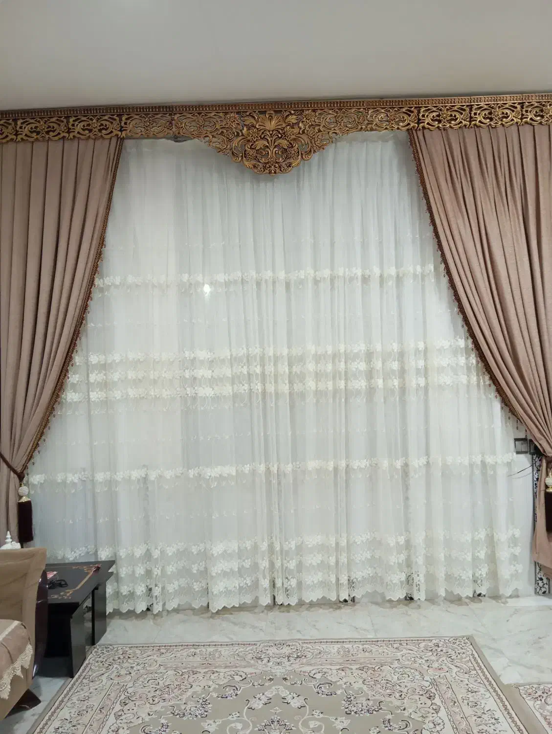 پرده|پرده، رانر، رومیزی|ایوان, |دیوار
