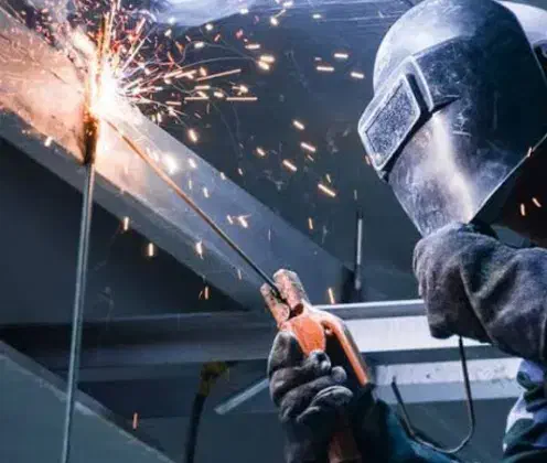 جوشکار نیمه ماهر نیازمندیم|استخدام صنعتی، فنی، مهندسی|تبریز, |دیوار