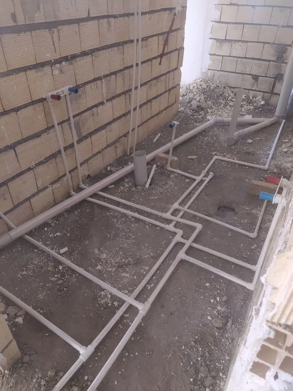 لوله کشی کرمی|خدمات پیشه و مهارت|تویسرکان, |دیوار