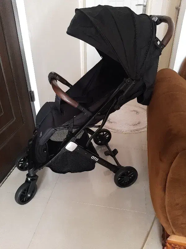 کالسکه مایلر چمدانی برند otis|کالسکه و لوازم جانبی|ری, فیروزآبادی|دیوار