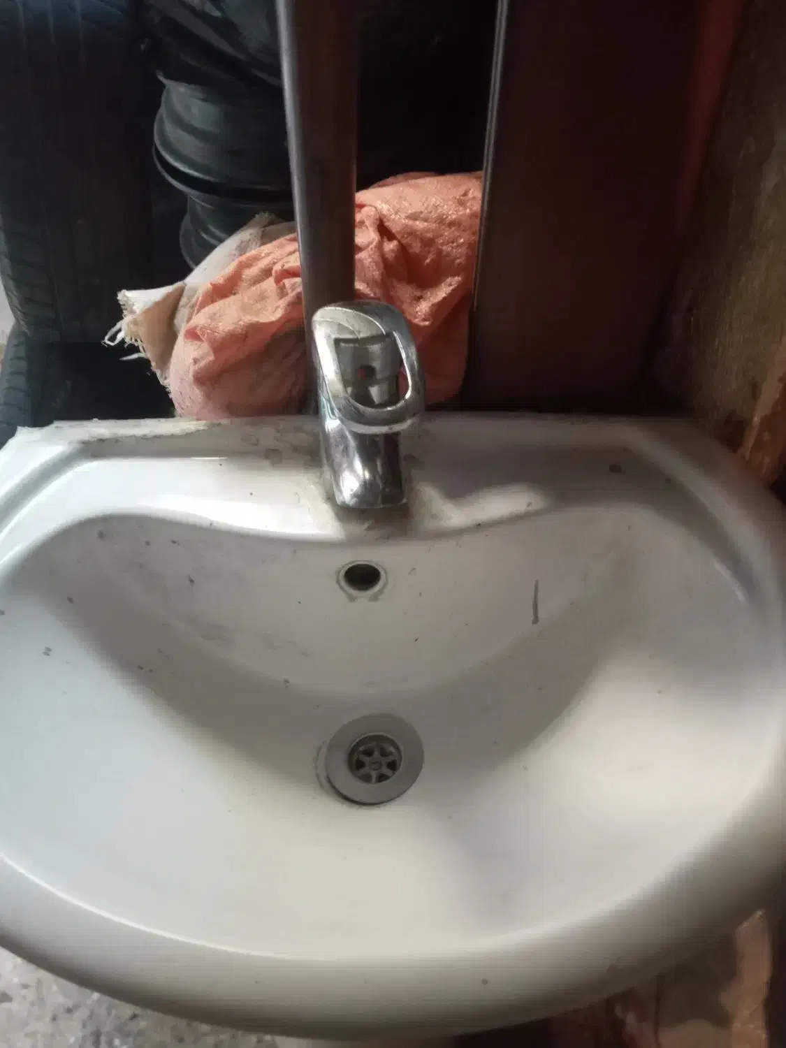 روشویی همراه شیراهرمی|لوازم سرویس بهداشتی|تهران, امیریه|دیوار