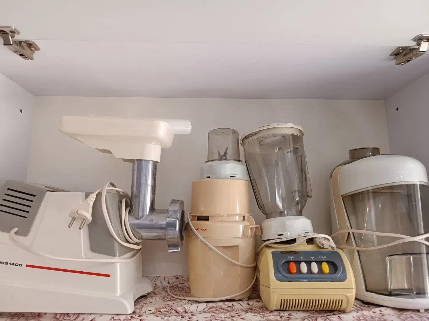 آبمیوه گیری چرخ گوشت آسیاب و قهوه ساز|سایر لوازم برقی|تویسرکان, |دیوار