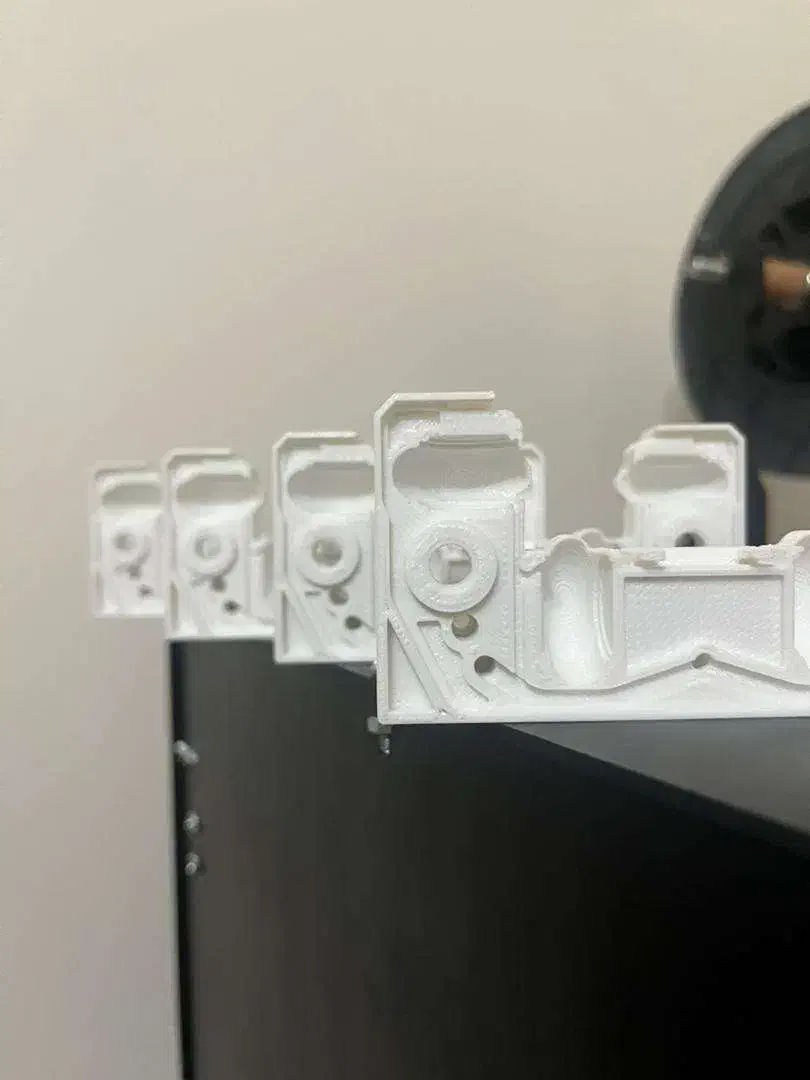 خدمات طراحی و ساخت انواع قطعات صنعتی|خدمات پیشه و مهارت|تبریز, |دیوار