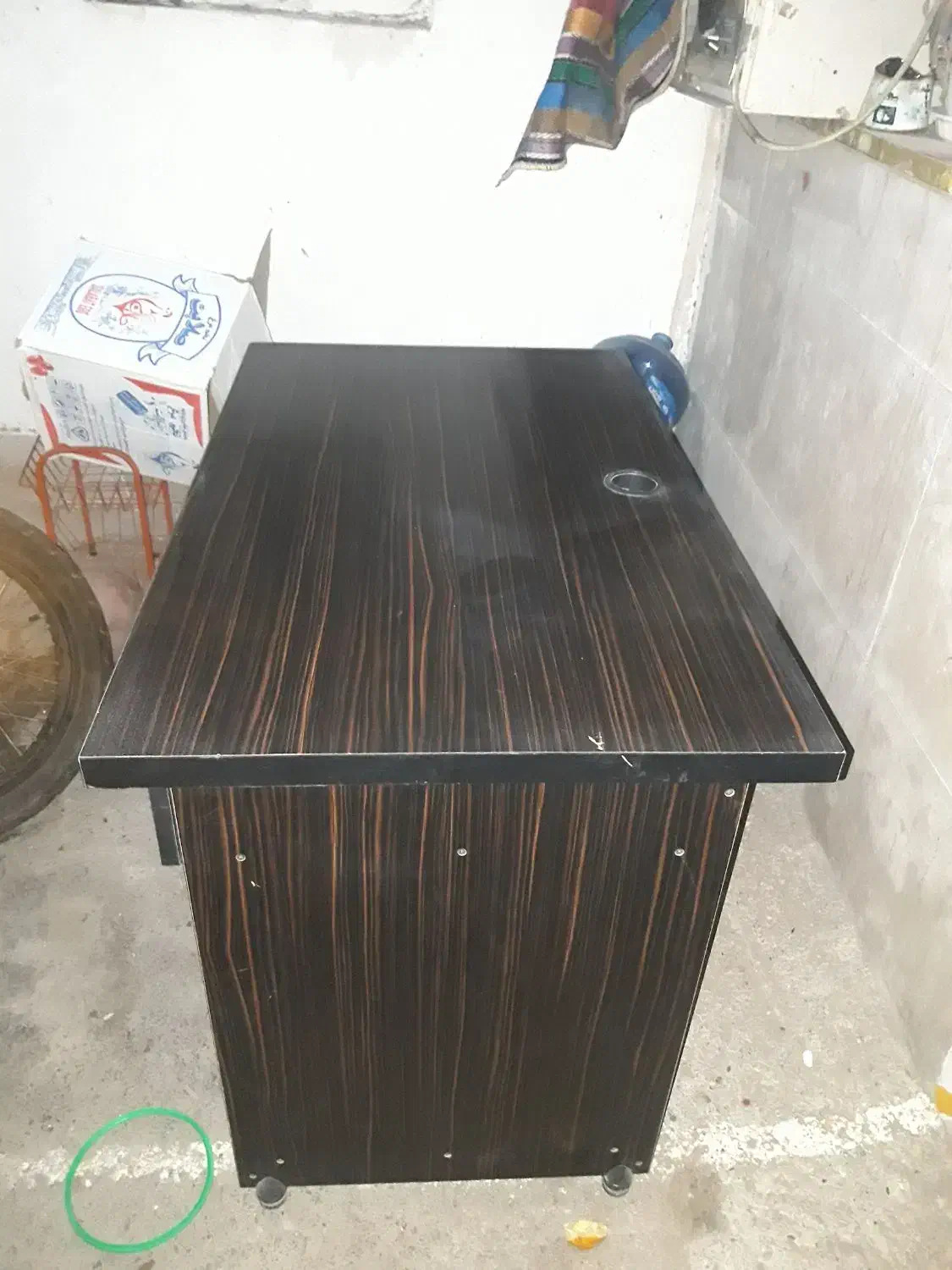 میز کامپیوتر ام دی اف کاملا سالم|میز تحریر و کامپیوتر|بندرعباس, |دیوار