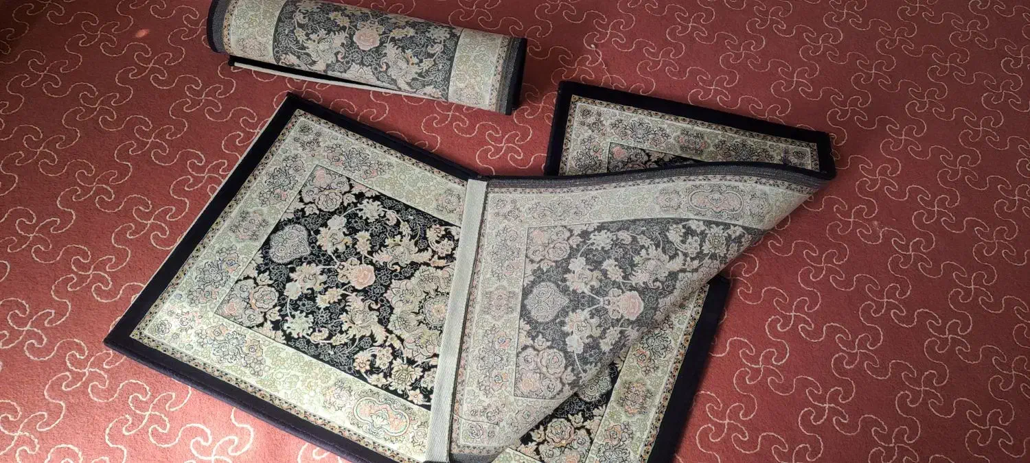 پادری فرش زمرد مشهد ۵۰در۸۰سانتر ۳عددباهم|پادری|بروجرد, |دیوار