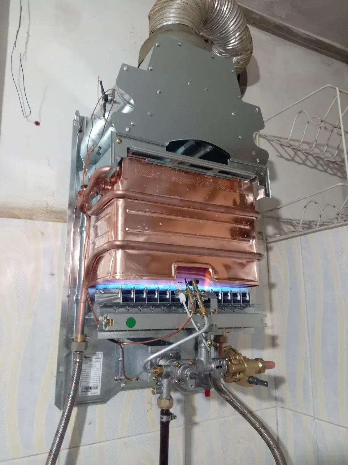 آبگرمکن بوتان با ضمانت کتبی|آبگرمکن، پکیج، شوفاژ|اردبیل, |دیوار