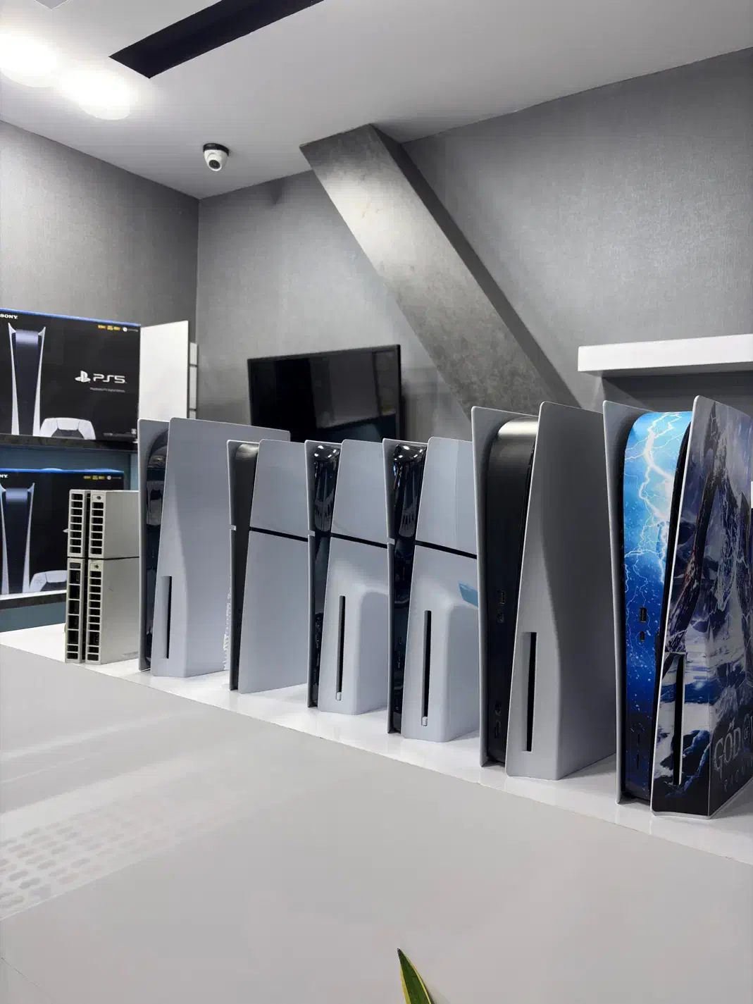 فروش اکانت های بازی ظرفیتی PS4 PS5|کنسول، بازی ویدئویی و آنلاین|رشت, لاکانی|دیوار