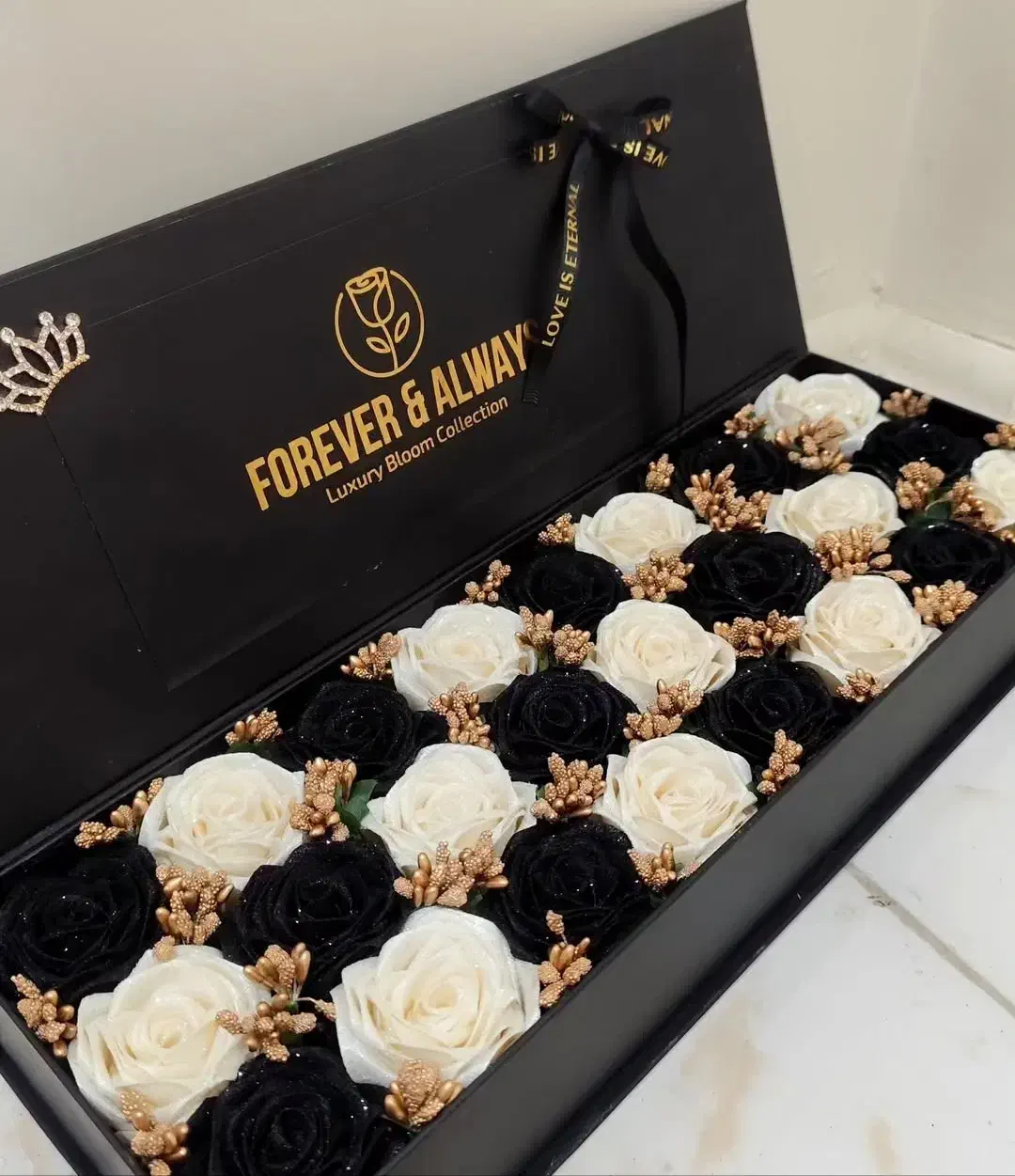 گل. دسته گل. گل روبانی. باکس ولنتاین. باکس یلدایی|گل مصنوعی|تبریز, |دیوار