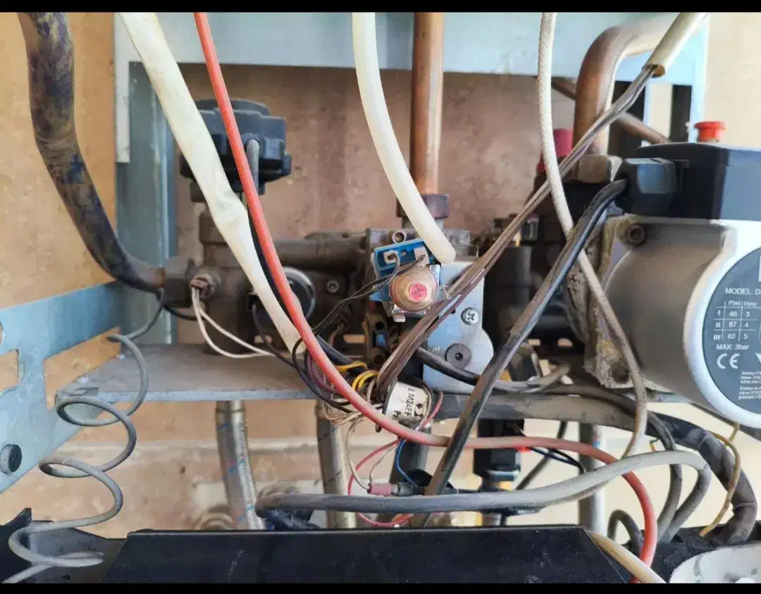 تعمیر تخصصی انواع پکیج و آبگرمکن دیواری|خدمات پیشه و مهارت|حمیدیا, |دیوار