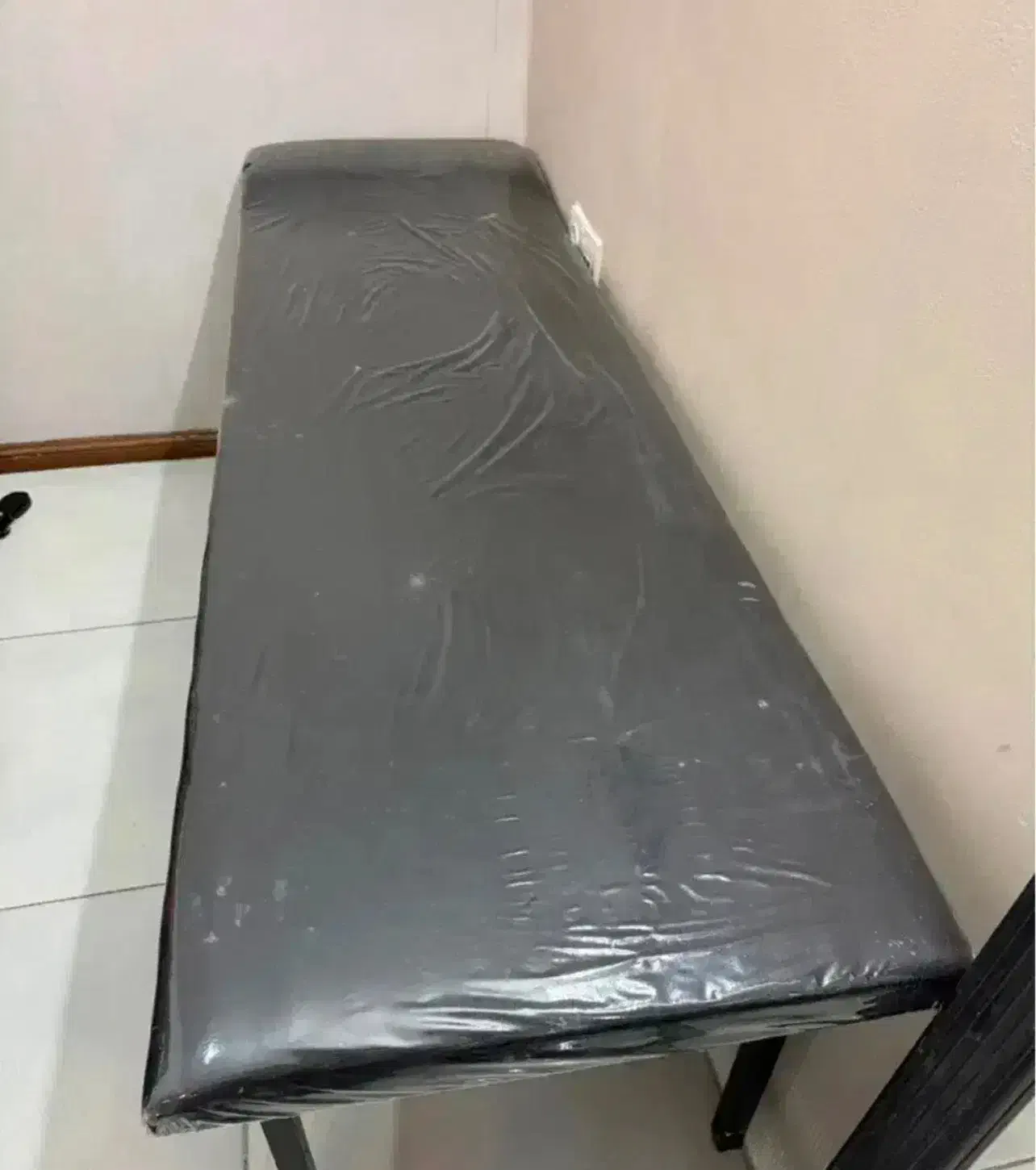 تخت|تخت و سرویس خواب|آباده, |دیوار