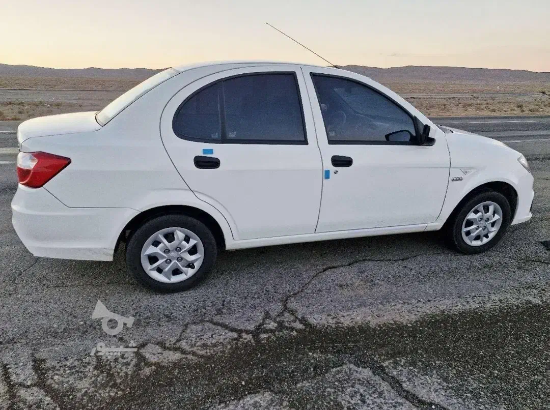 ساینا دوگانه شرکتی1402|خودرو سواری و وانت|ملایر, |دیوار