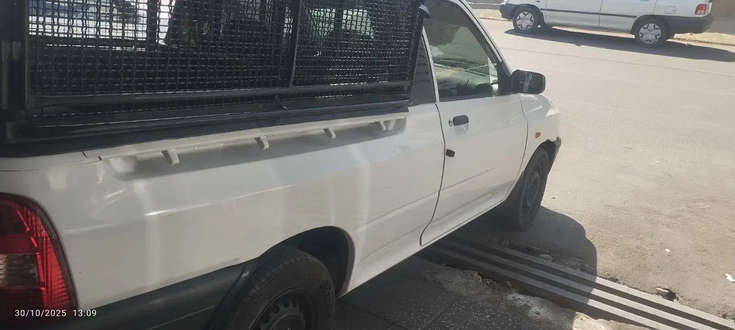 وانت پراید 401در حد صفر معاوضه باslx|خودرو سواری و وانت|شیراز, میانرود|دیوار