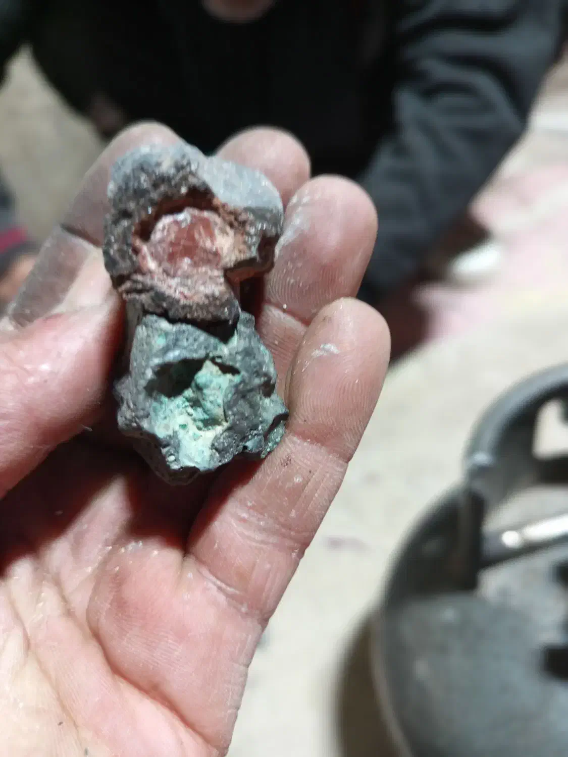 سنگ آنتیک. قدیمی آسیاب|بدلیجات|مهریز, |دیوار