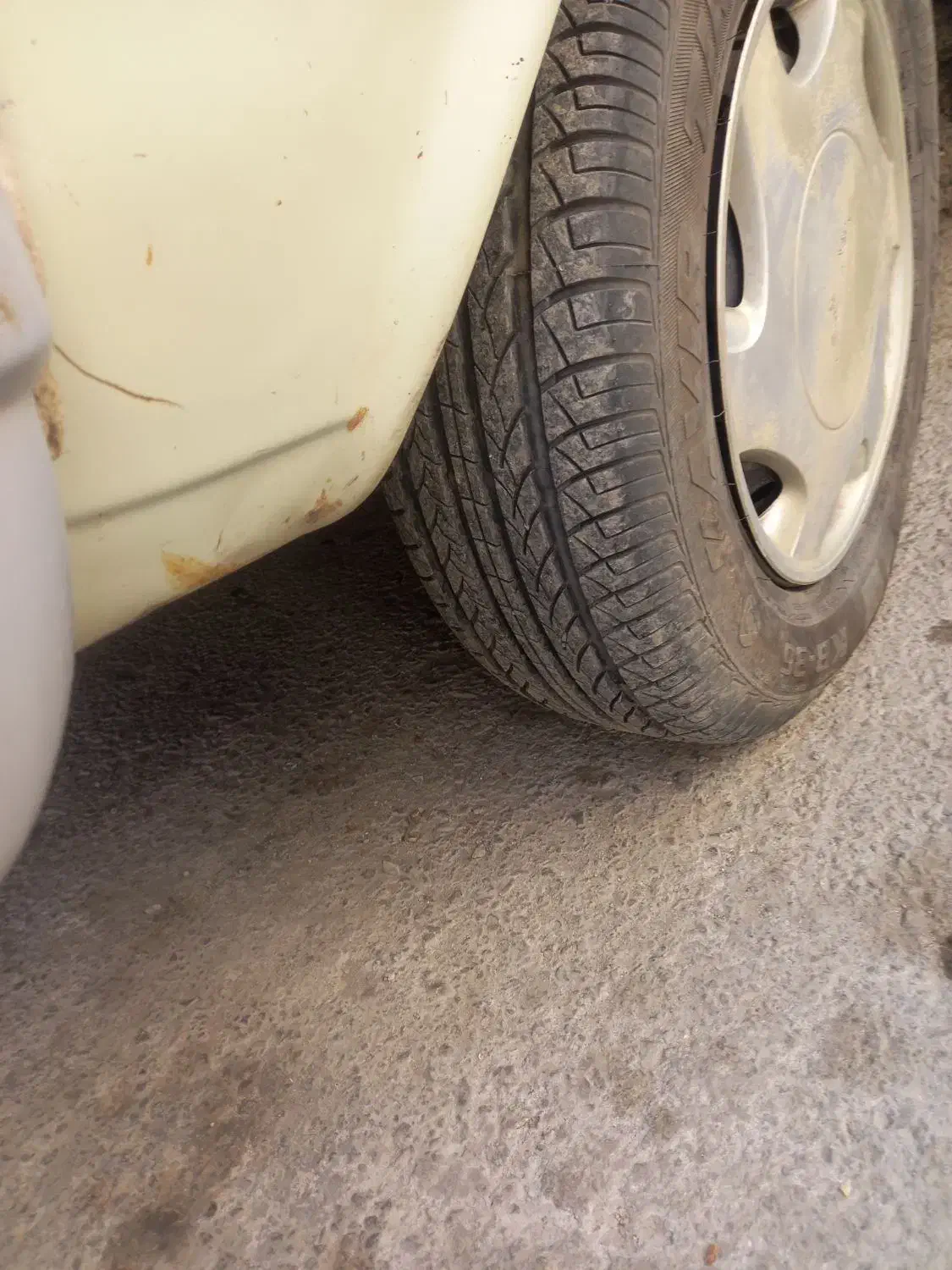 وانت ۹۳ بی رنگ دوگانه|خودرو سواری و وانت|سنندج, |دیوار