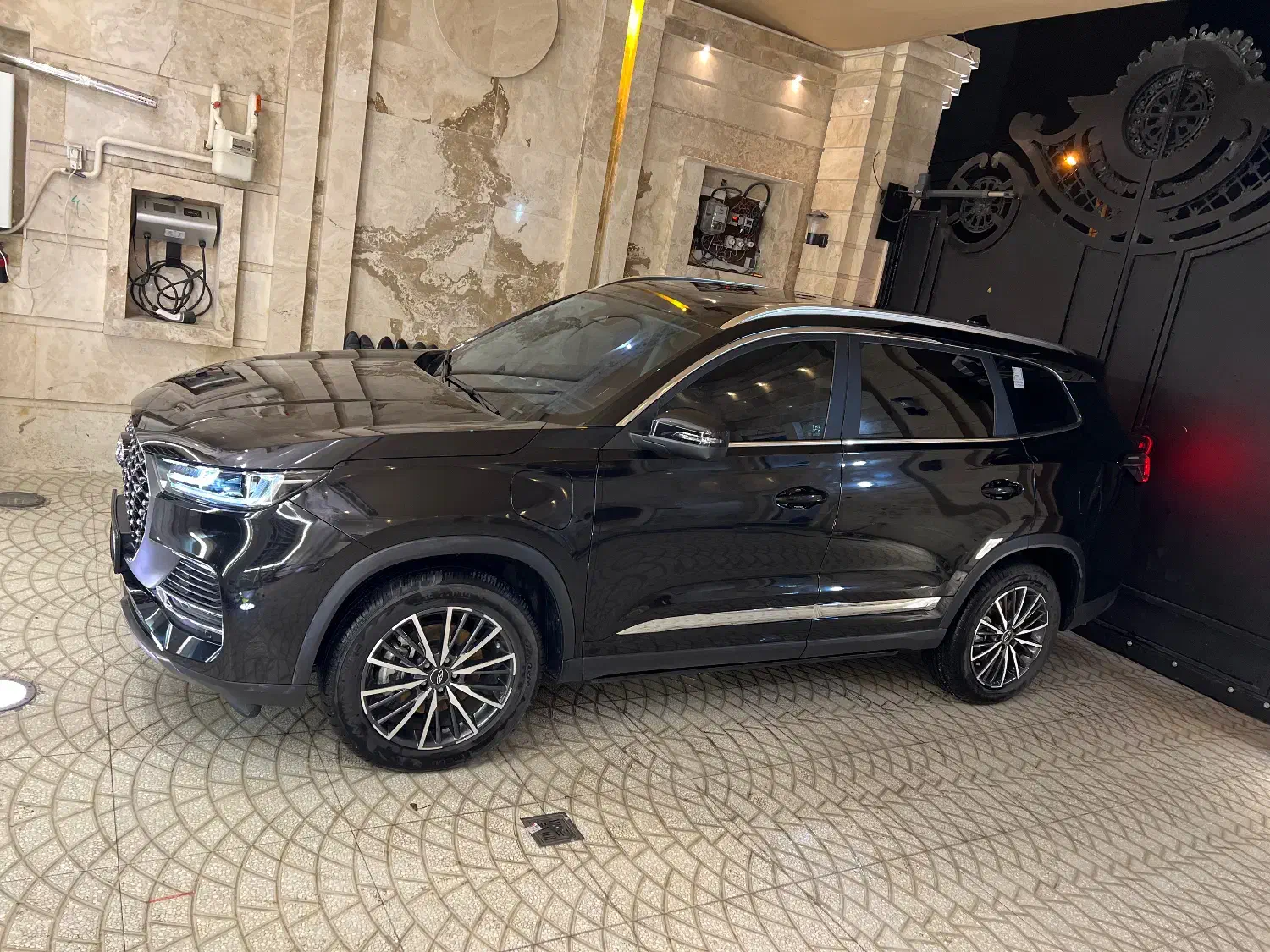 تیگو ۸پلاگین هیبرید ۱۴۰۳|خودرو سواری و وانت|اهواز, زردشت|دیوار