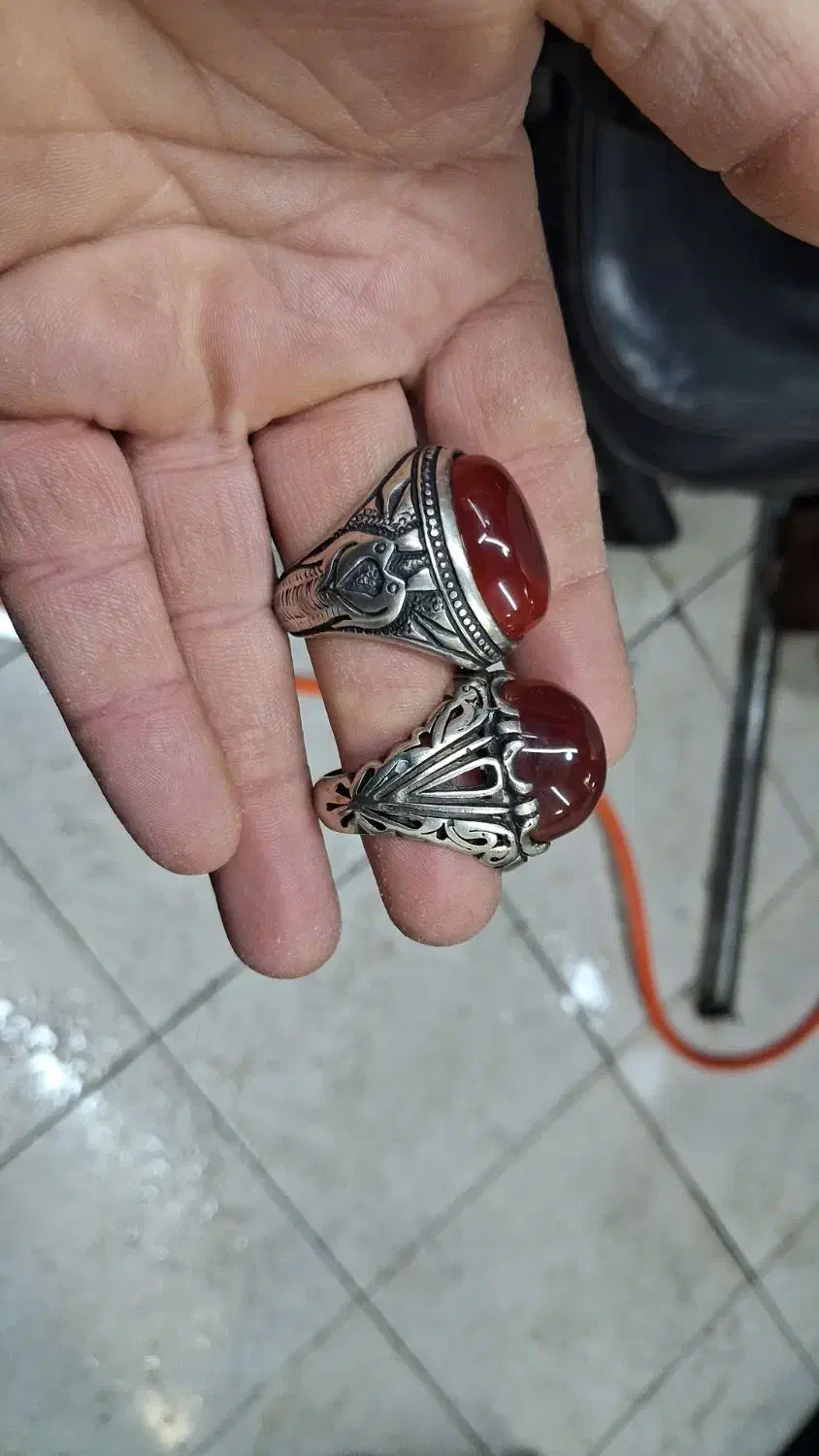 ۲عدد زیورآلات|زیورآلات و اکسسوری|آفتاب, |دیوار