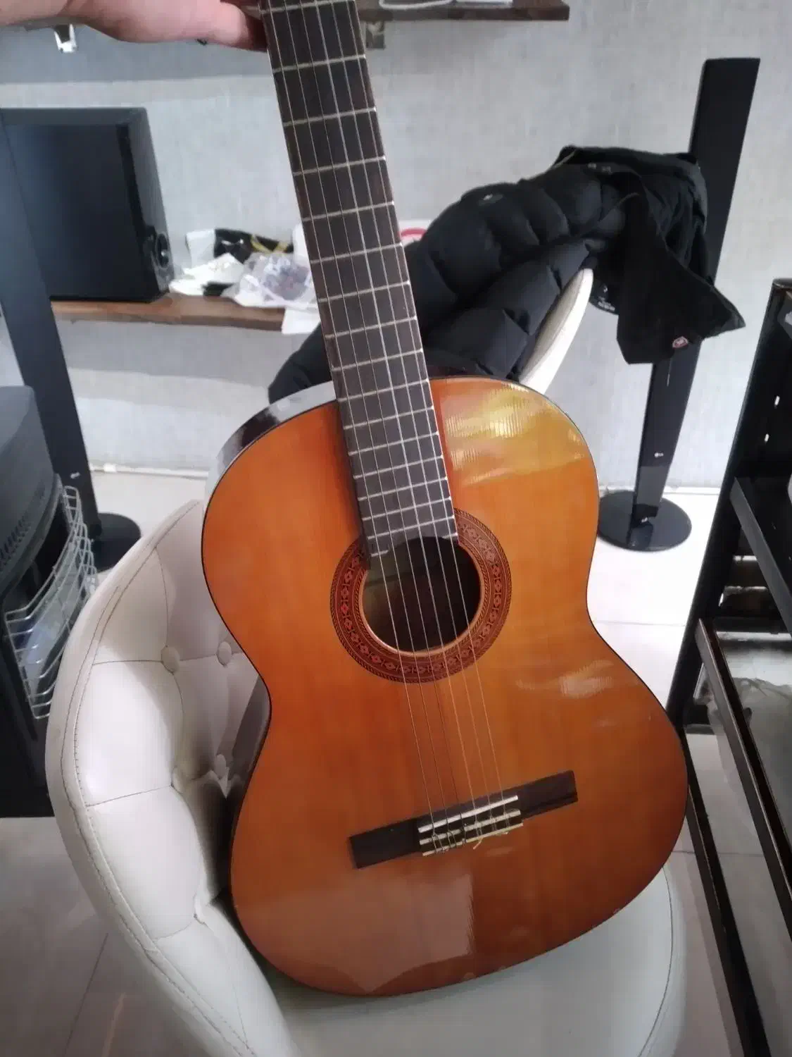 گیتار یاماها c40 اصلی|گیتار، بیس، امپلیفایر|ورامین, ورامین|دیوار