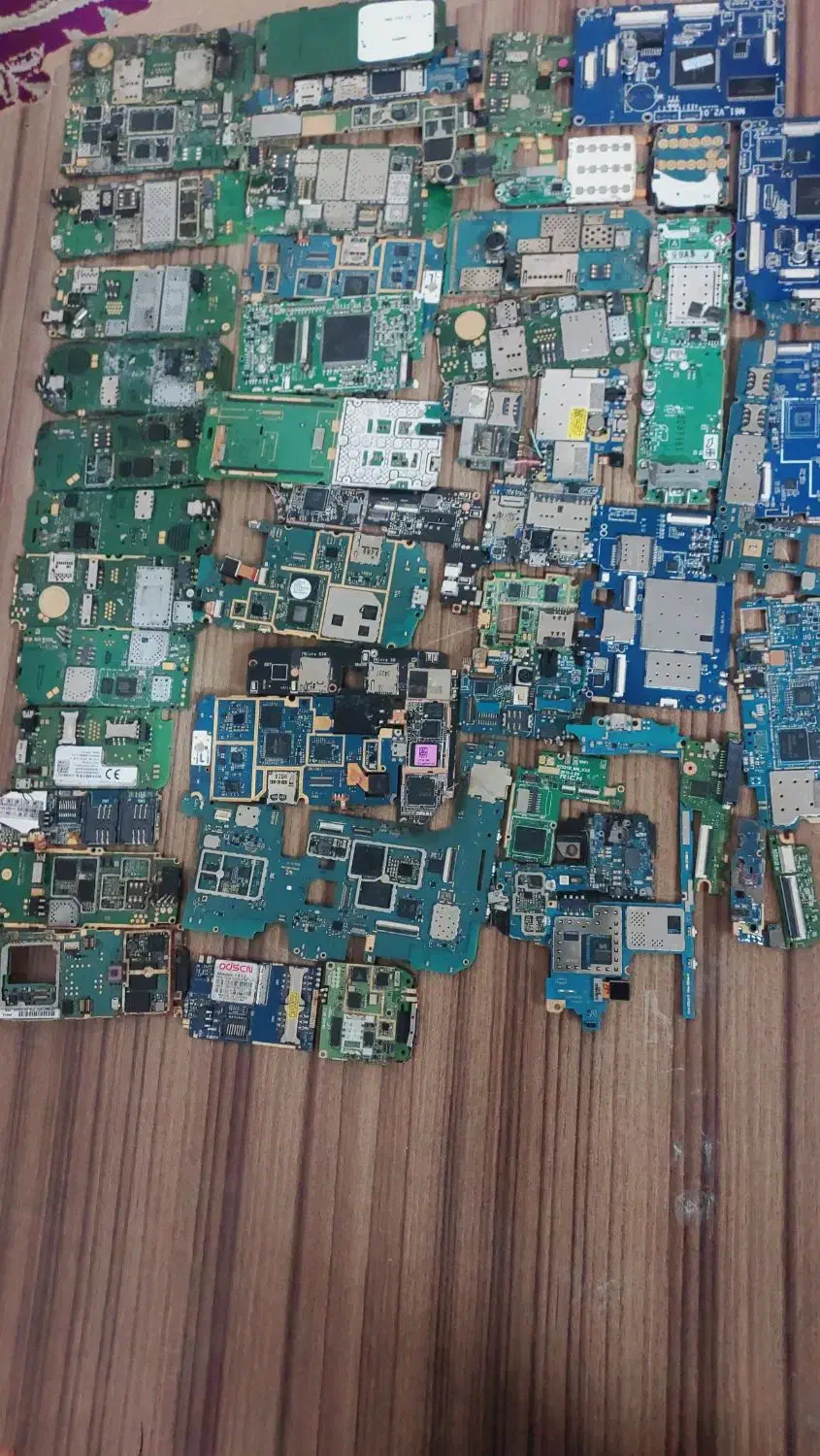 بوردموبایل|لوازم جانبی موبایل و تبلت|کاشان, سه راه پرورشگاه|دیوار