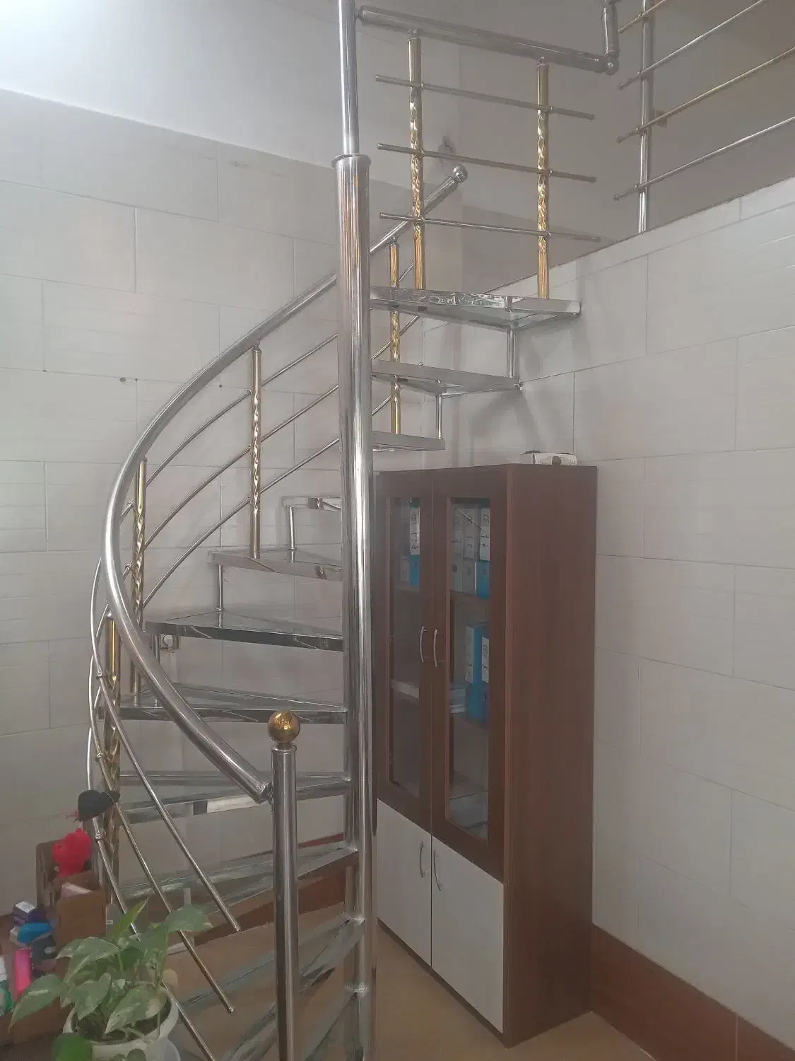 نرده پله حفاظ استیل|خدمات پیشه و مهارت|اندیشه, اندیشه فاز ۱|دیوار