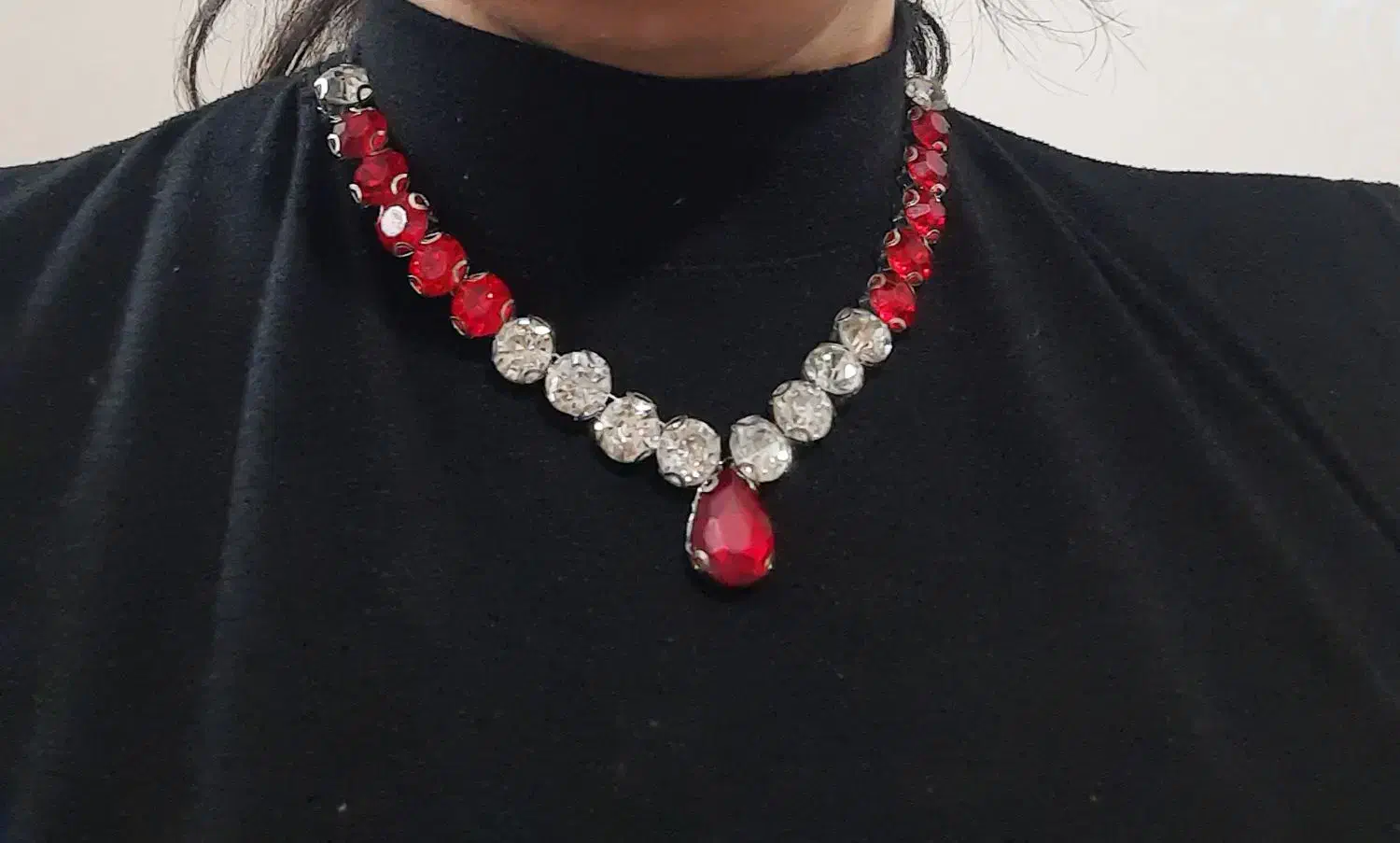 گردنبند نگین قرمز|بدلیجات|سبزوار, امیر کبیر|دیوار