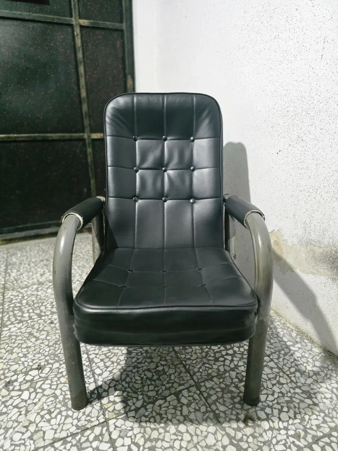 فروش صندلی و میز|دفتر کار|لاهیجان, انقلاب|دیوار