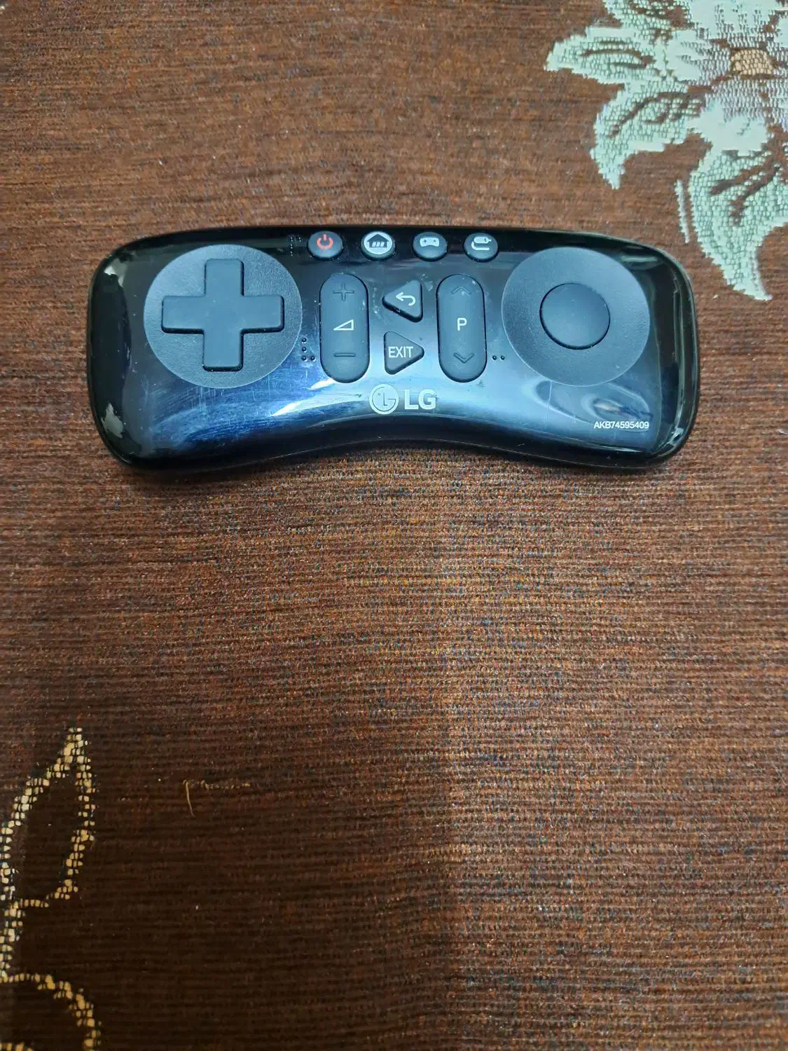 کنترل هوشمند|تلویزیون و پروژکتور|قم, باغ کرباسی|دیوار