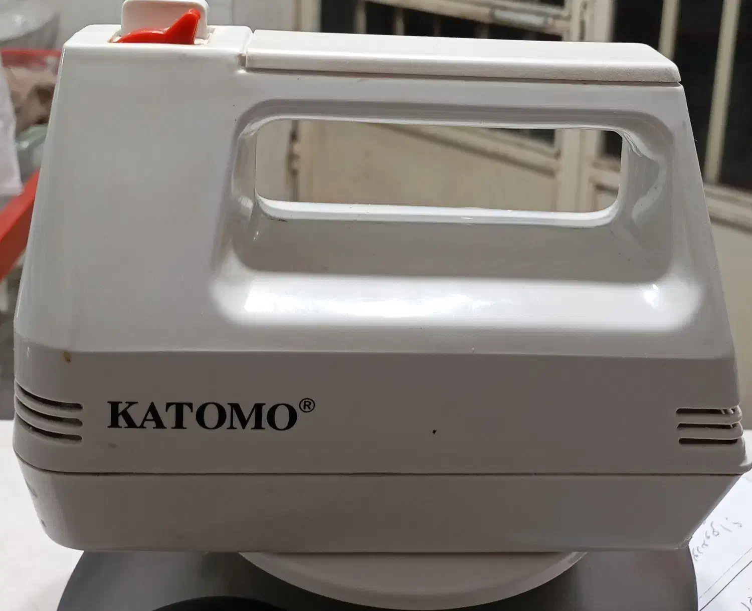 همزن برقی کاتومو اصل ژاپن بدون ایراد|خردکن، آسیاب، غذاساز|مراغه, |دیوار