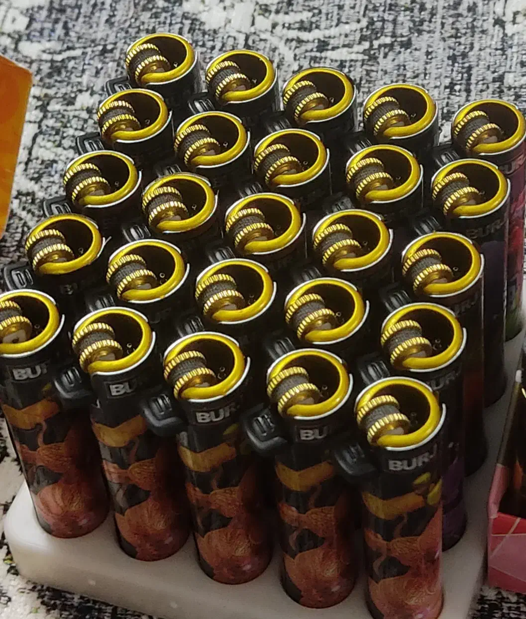 فروش انواع فندک اتمی کلی وجزیی|زیورآلات و اکسسوری|تربت‌حیدریه, پایانه مسافربری تربت حیدریه|دیوار