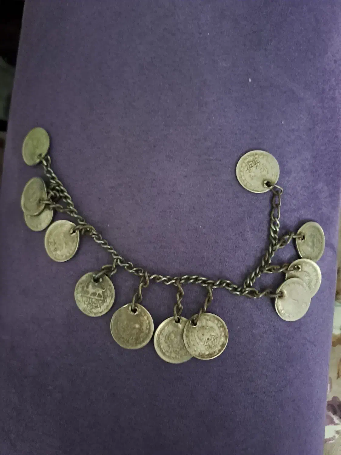 ریسه سکه ای|بدلیجات|رشت, نظری|دیوار