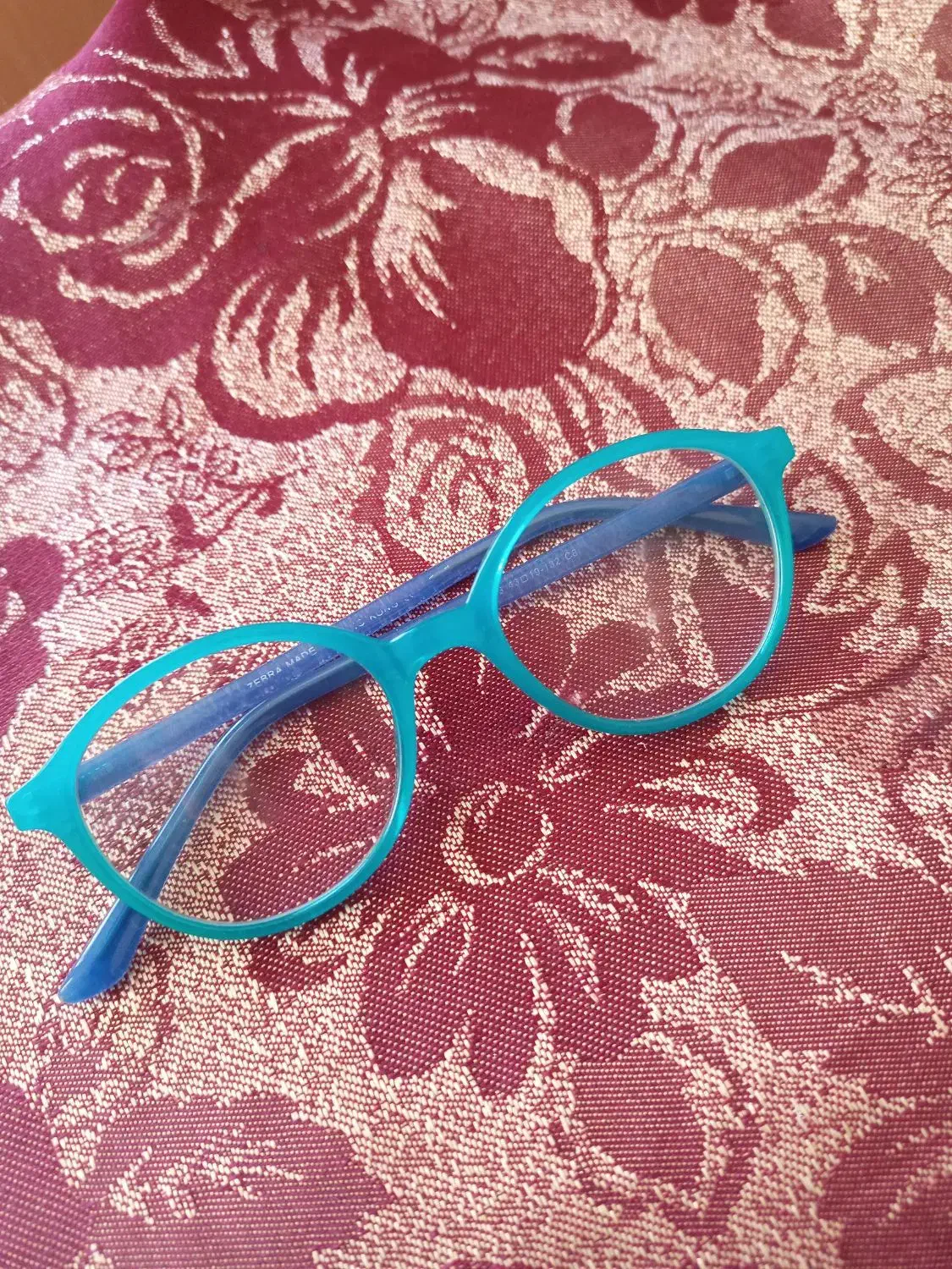 فریم عینک|زیورآلات و اکسسوری|مهریز, |دیوار