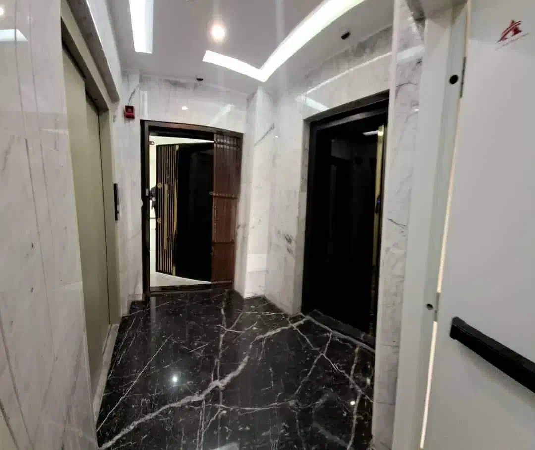 نارمک ۱۵۲ متر نوساز رهن کامل