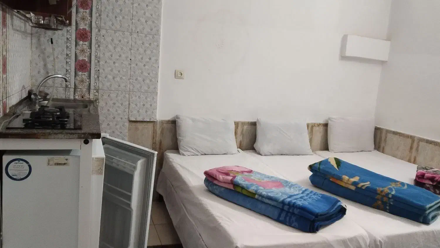مشهد مقدس 3آبان|تور و چارتر|کرمان, |دیوار