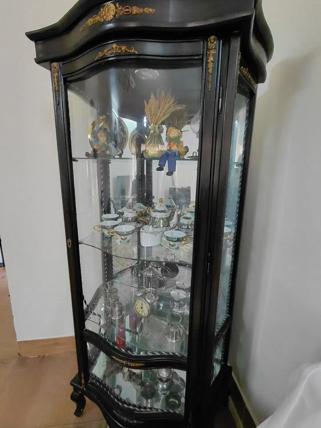 بوفه در حد نو|بوفه، ویترین، کنسول|سبزوار, توحیدشهر|دیوار