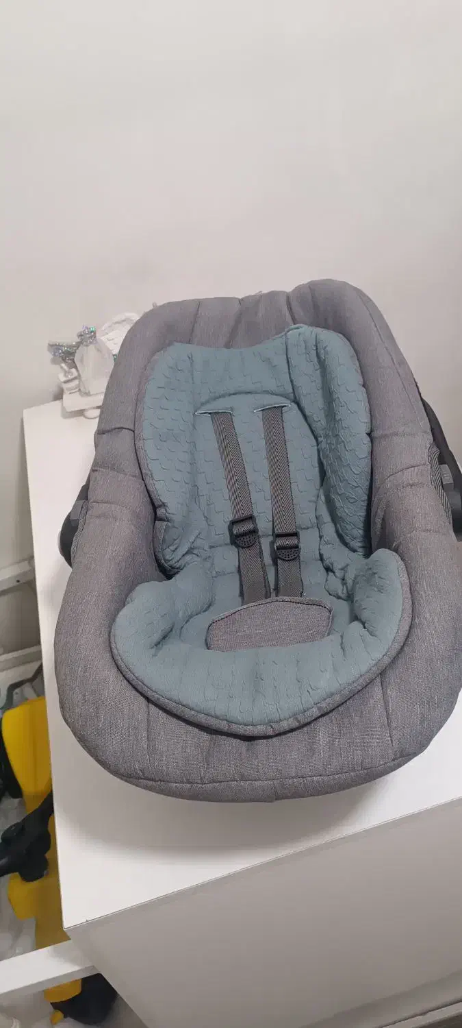 کریر نوزاد|کالسکه و لوازم جانبی|نسیم‌شهر, |دیوار