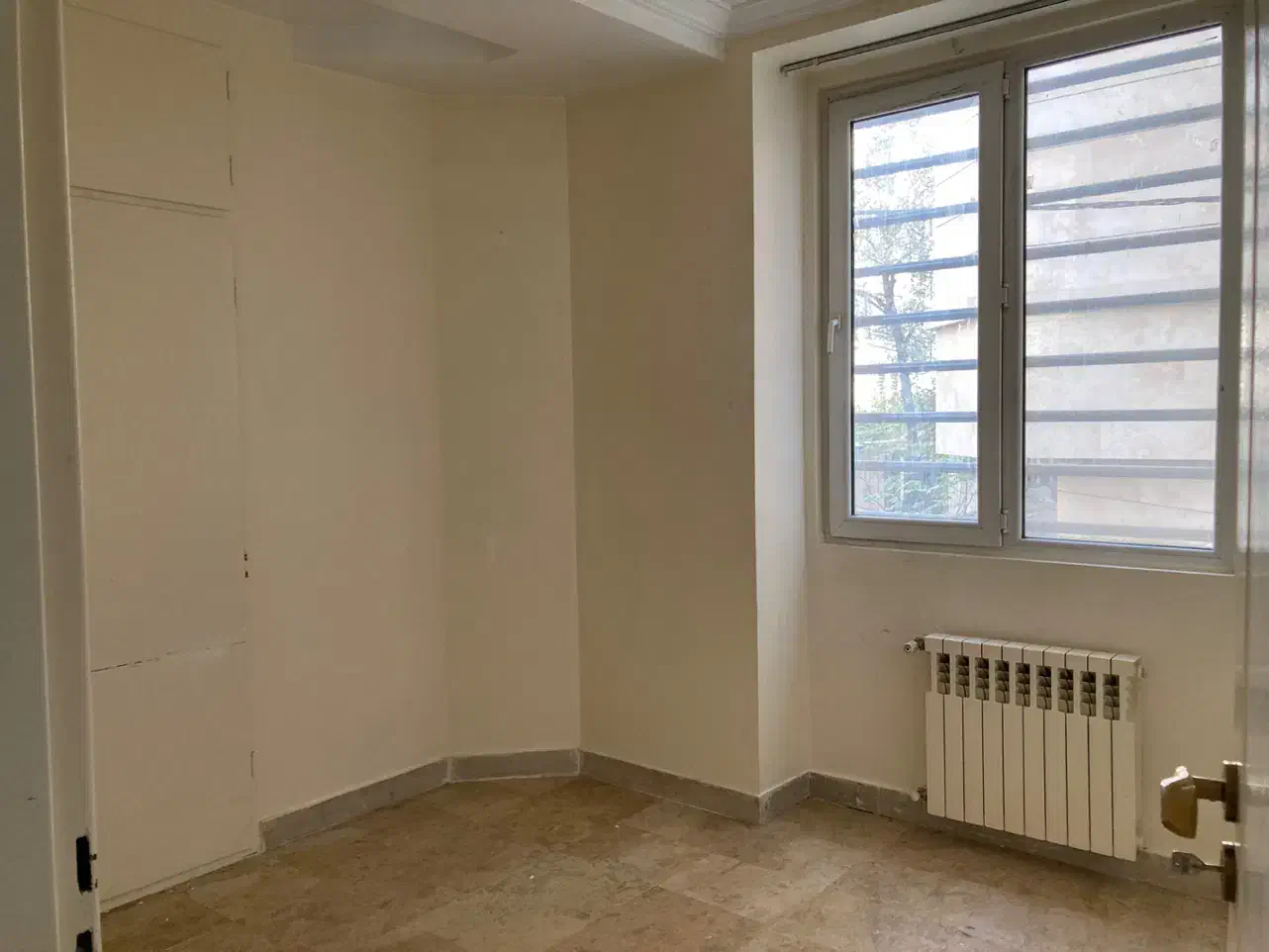 ۱۱۵ متر ۳ خواب فول امکانات رهن کامل دسترسی عالی