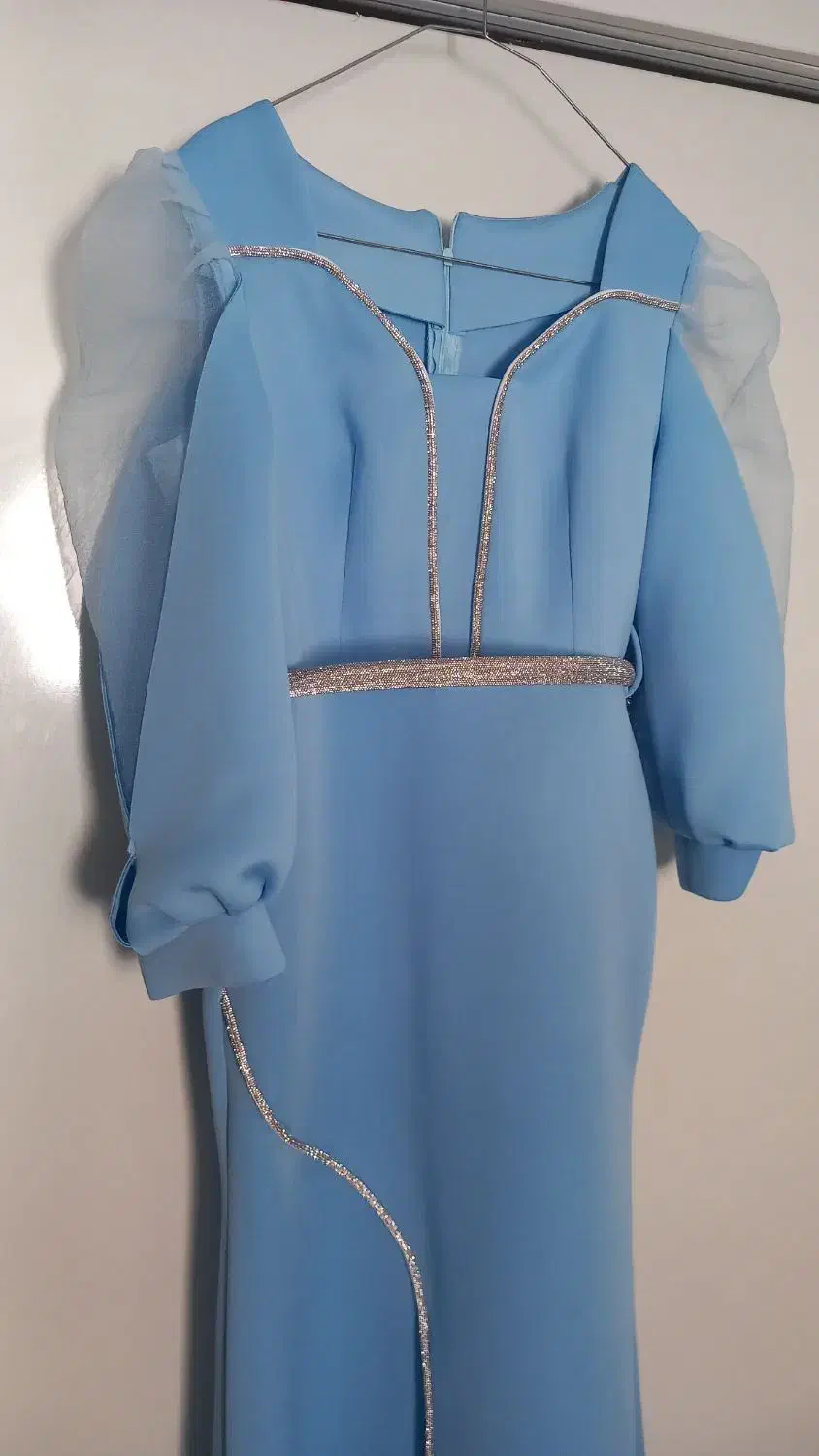 دو دست لباس با کفش|لباس|تهران, هلال احمر|دیوار