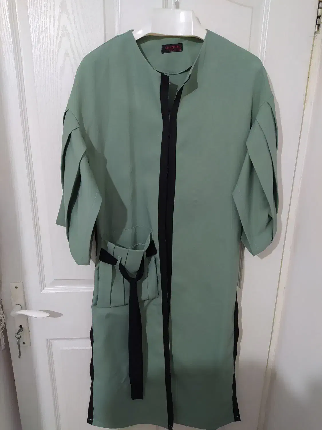 مانتو مجلسی|لباس|گلبهار, شهر جدید گلبهار|دیوار