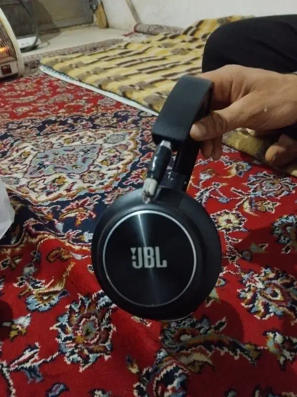 هدفون بی سیم|لوازم جانبی موبایل و تبلت|رباط‌کریم, پرندک|دیوار